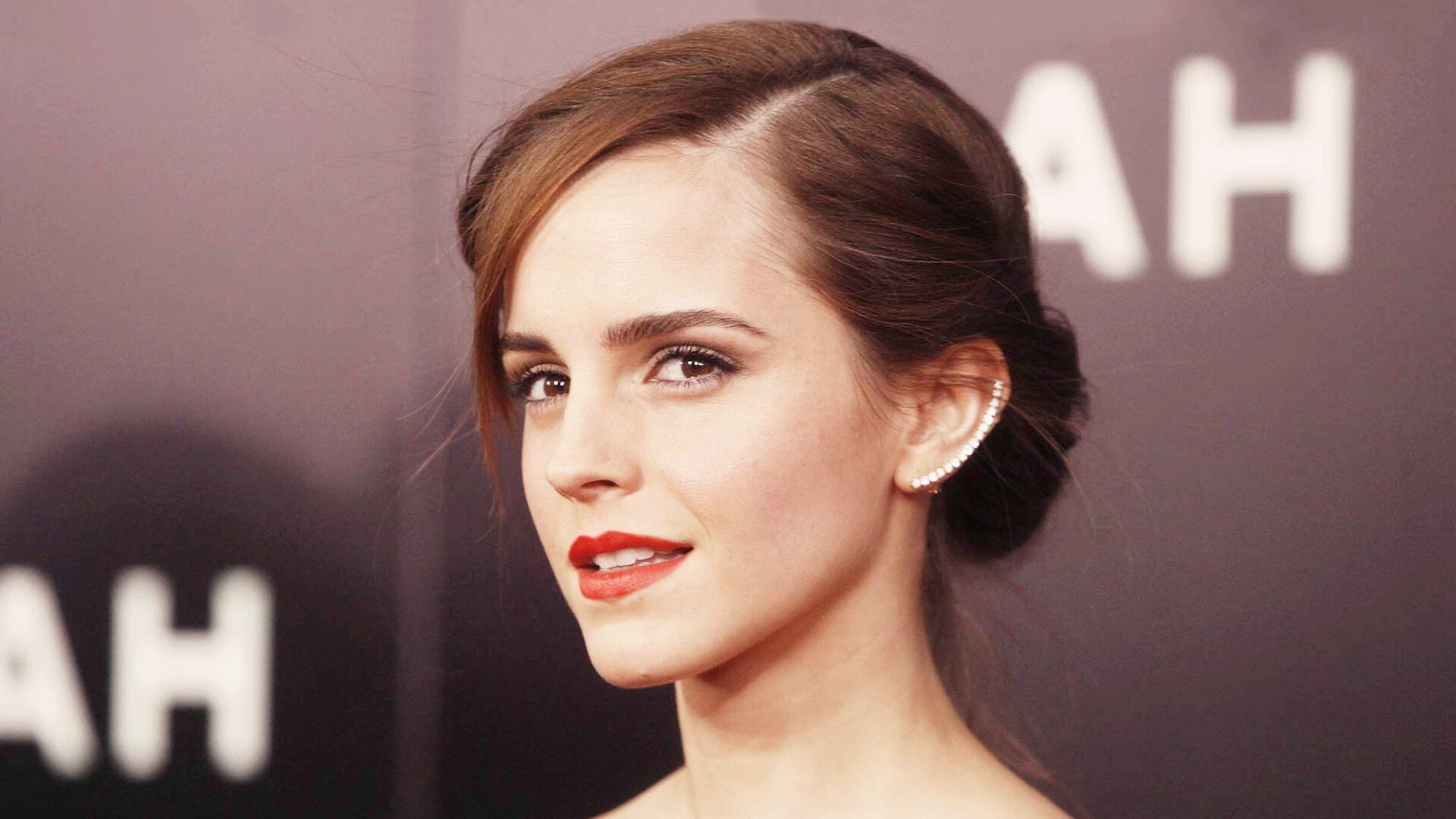 北马其顿队在欧洲比赛中取得历史性胜利，北马其顿闯进欧洲杯